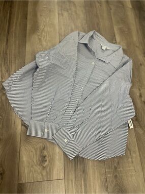 Old Navy Blue and White Pinstripe Button-Down Shirt